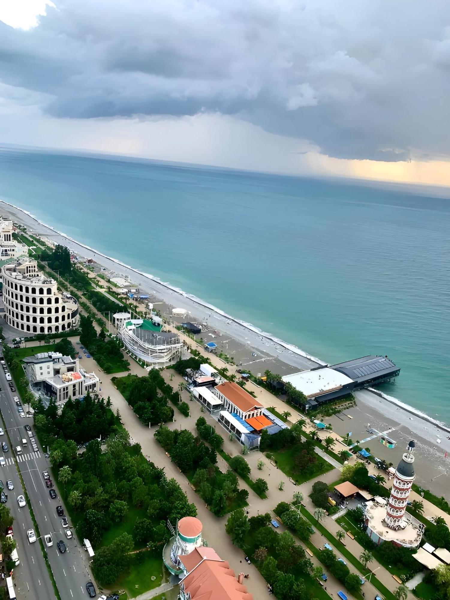 באטומי Luxury Orbi City Sea View Aparthotel מראה חיצוני תמונה
