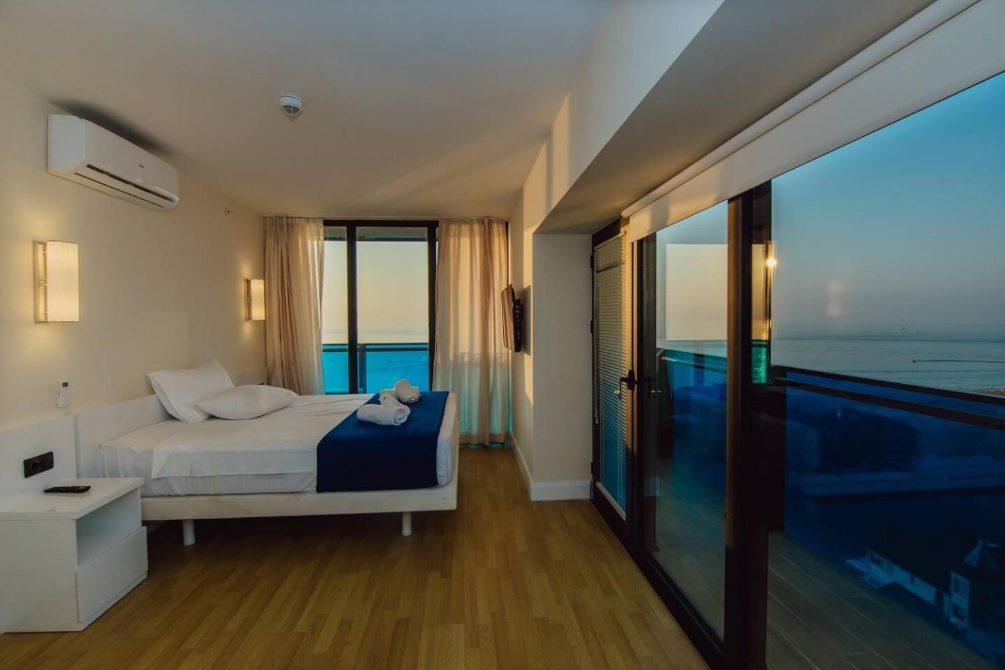 באטומי Luxury Orbi City Sea View Aparthotel מראה חיצוני תמונה