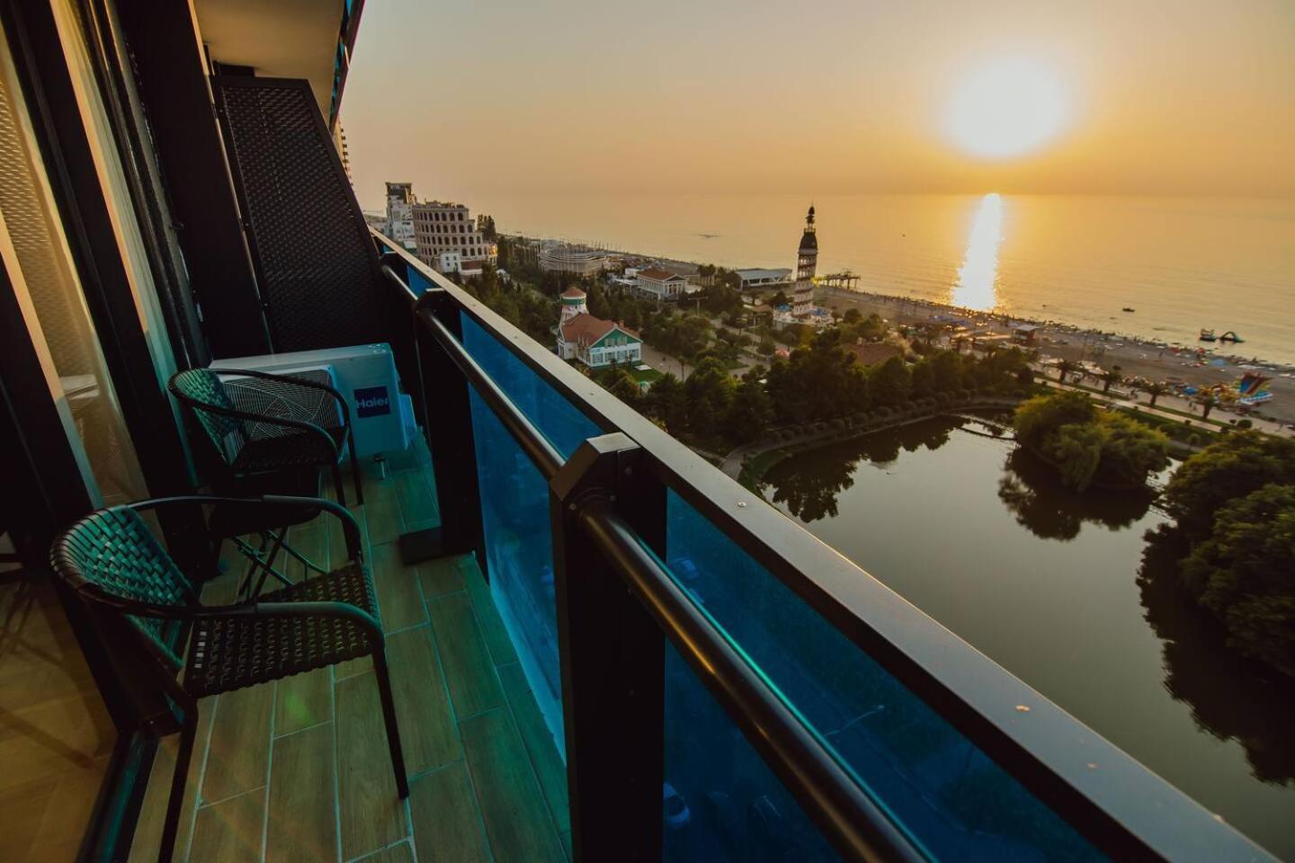 באטומי Luxury Orbi City Sea View Aparthotel מראה חיצוני תמונה